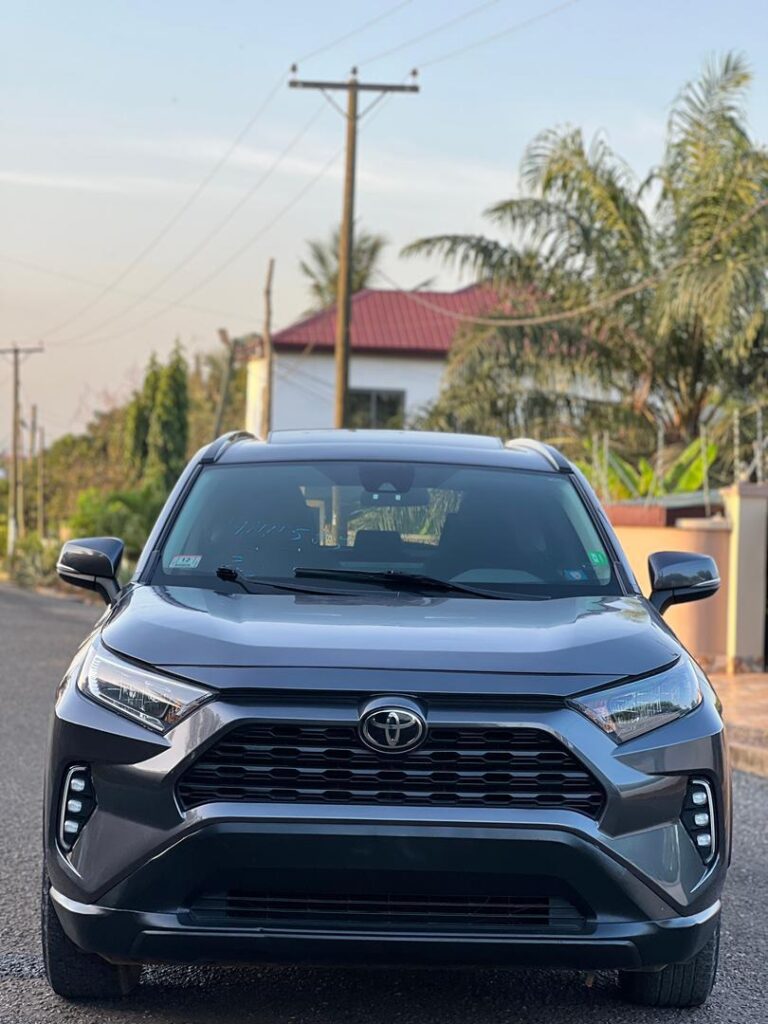 Toyota RAV4 XLE