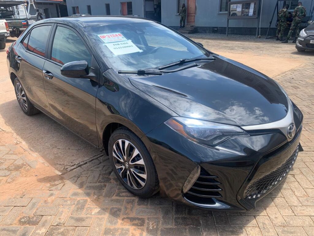 Toyota Corolla LE