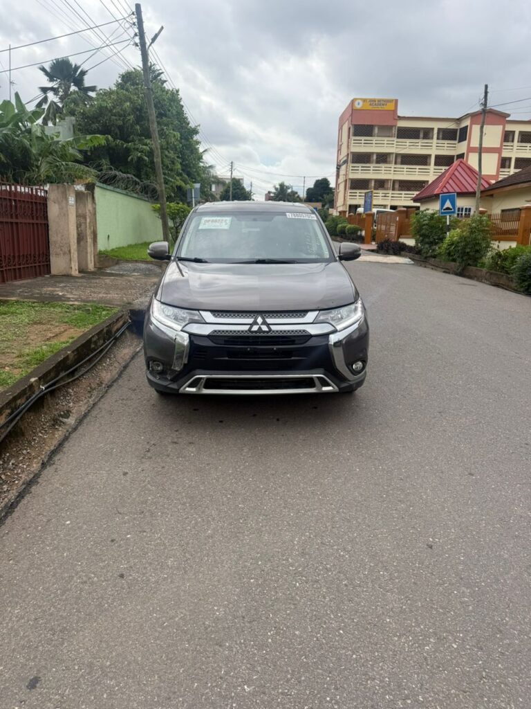 Mitsubishi Outlander 4WD